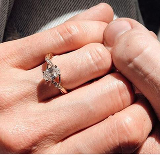 Joel Courtney engagement ring to Mia Scholink